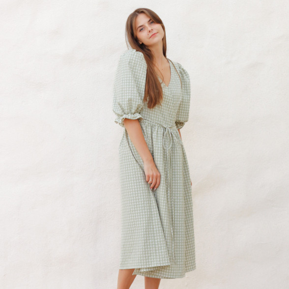 Sieviešu wrap kleita - rūtaina