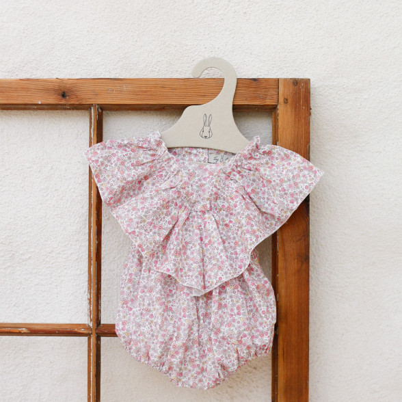 Romperis ar ziedu rakstu - rozā